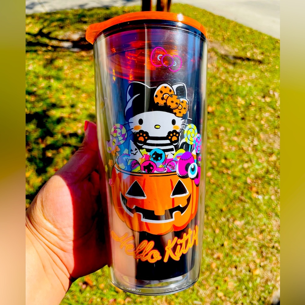 New Hello Kitty Tumbler Halloween Pumpkin Candy